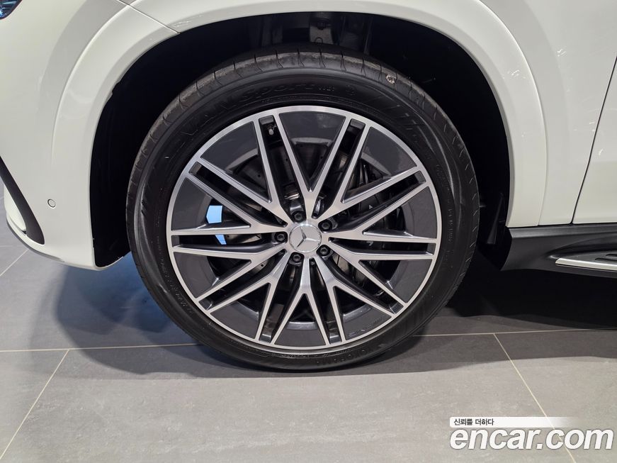 Mercedes-Benz GLE-Class 2026