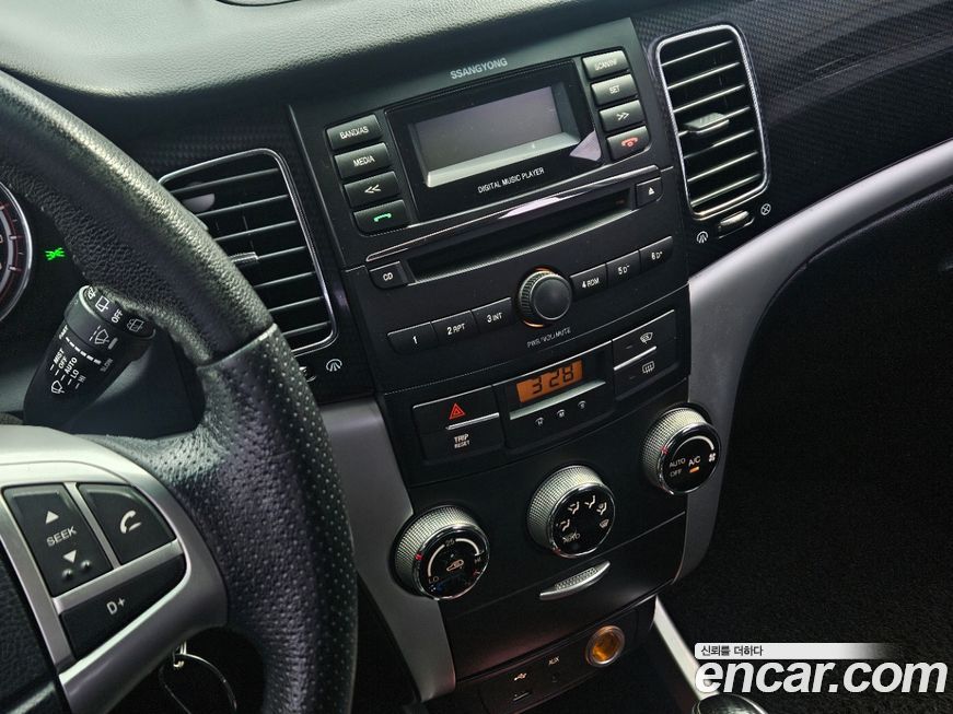 KG_Mobility_Ssangyong KORANDO 2013