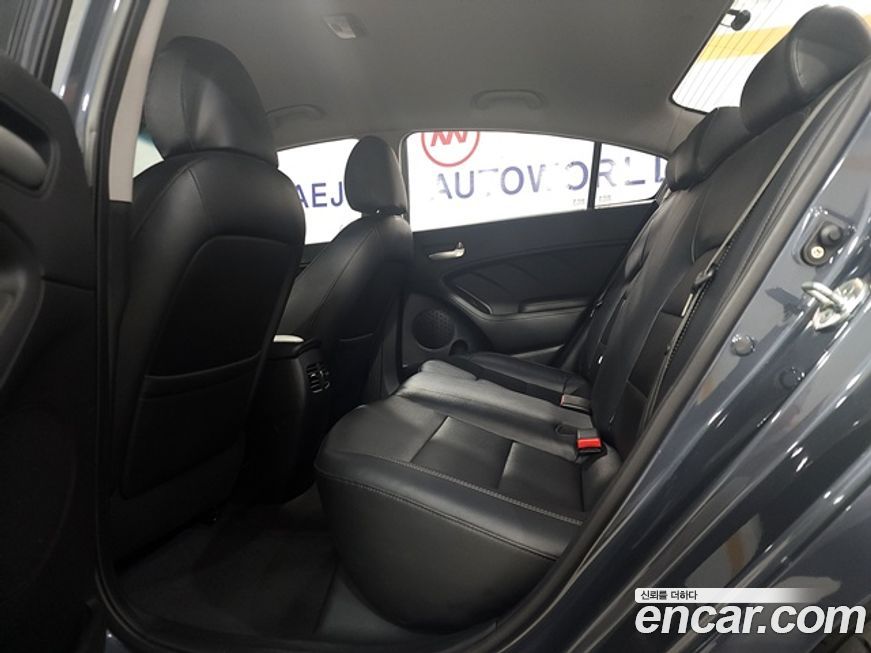 Kia K3 2015