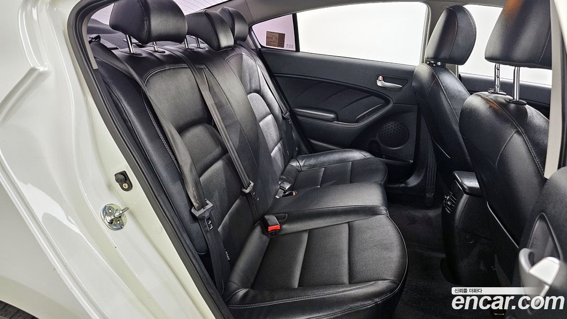 Kia K3 2015