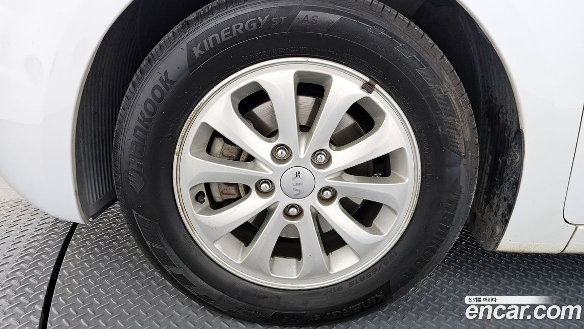 Kia K3 2015