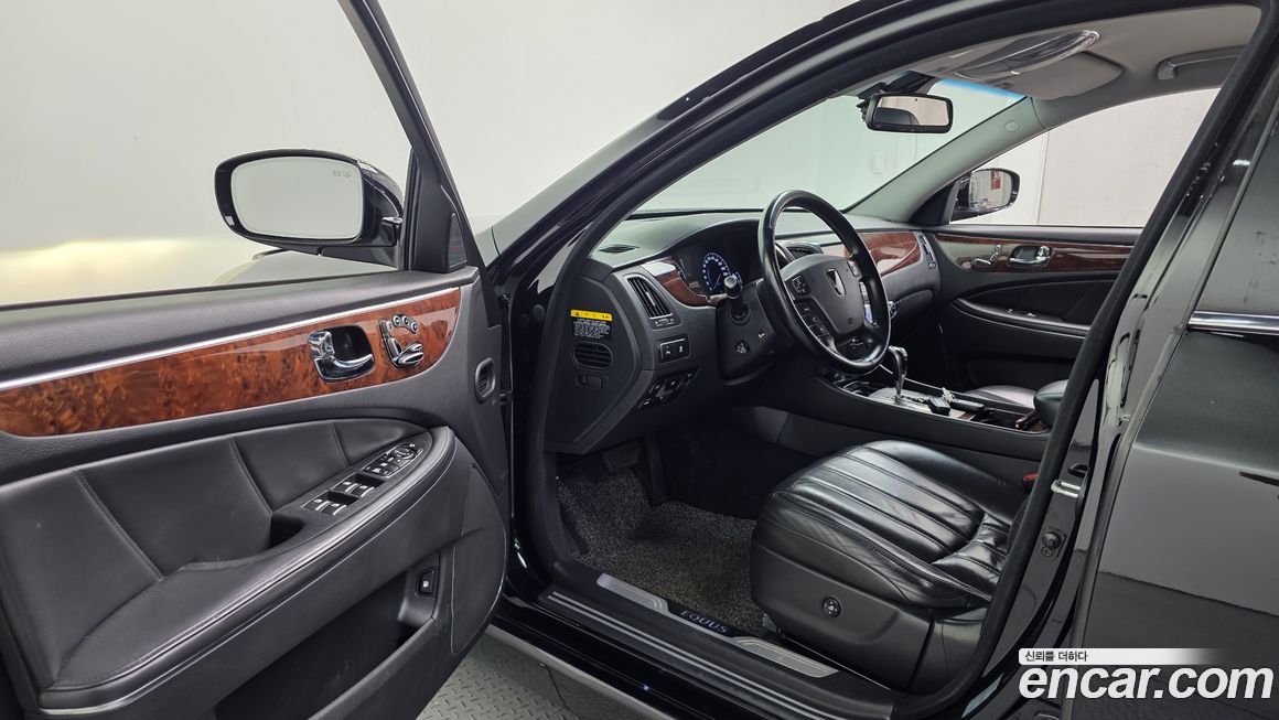 Hyundai Equus 2010