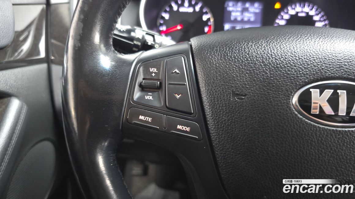 Kia K7 2013