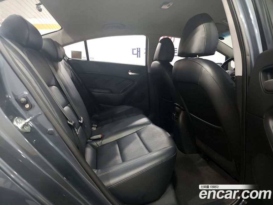 Kia K3 2015