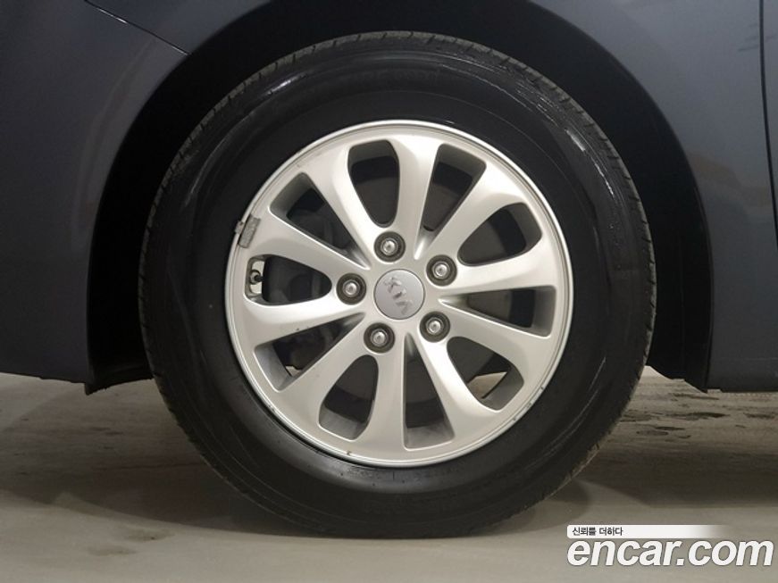 Kia K3 2015