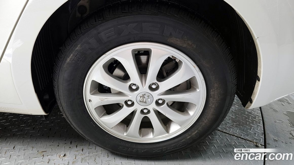 Kia K3 2015