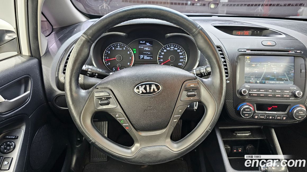 Kia K3 2015
