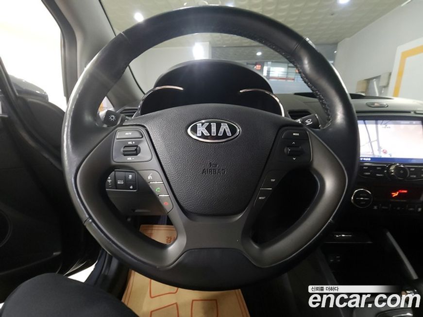 Kia K3 2015