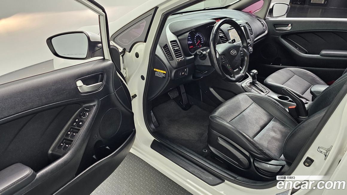 Kia K3 2015