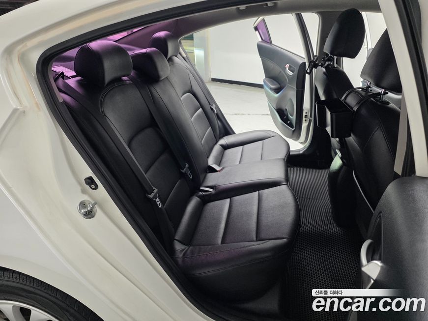 Kia K3 2015