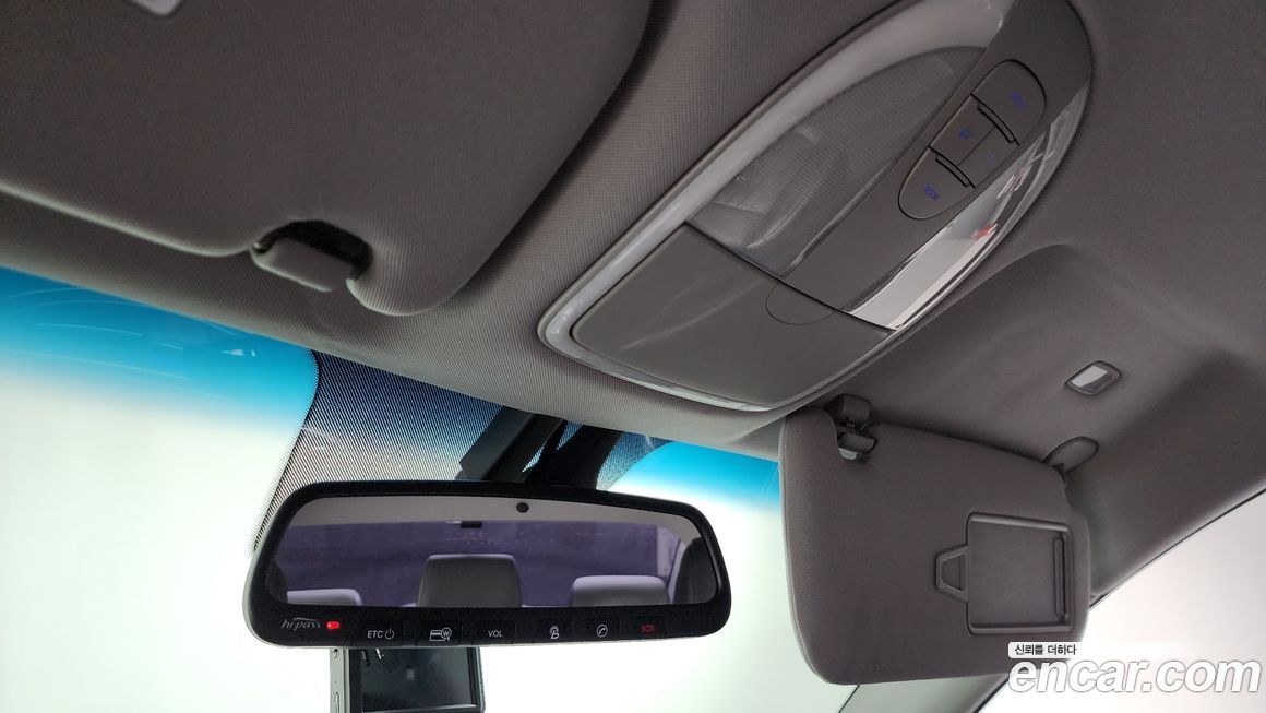 Hyundai Genesis 2013