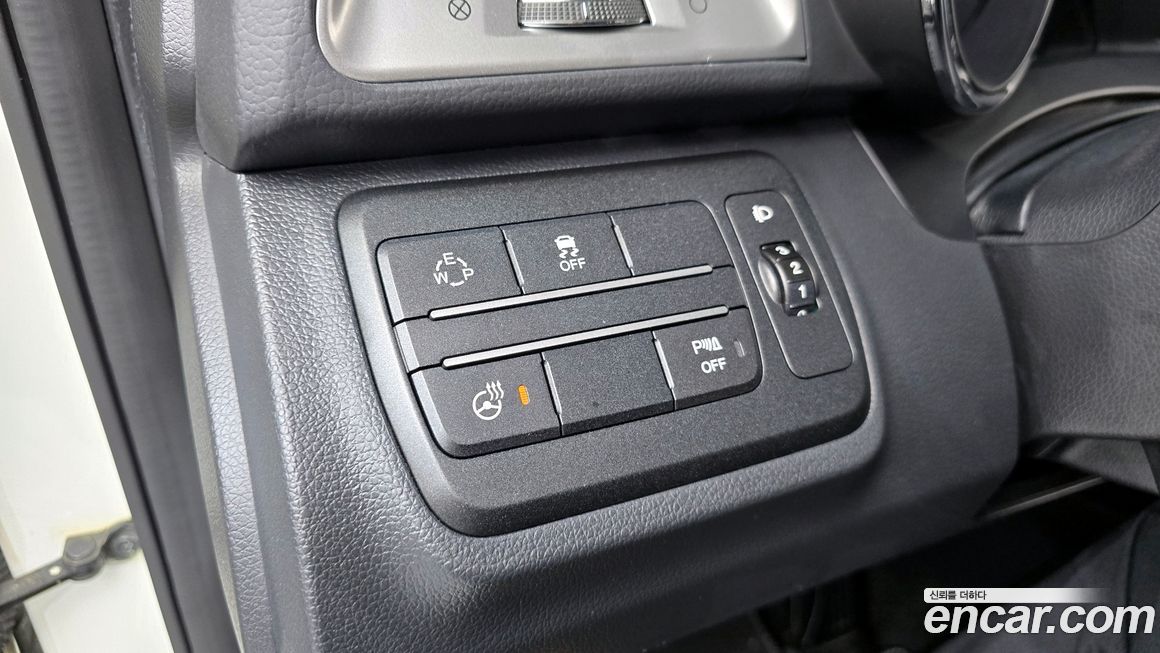 KG_Mobility_Ssangyong TIBOLI 2015