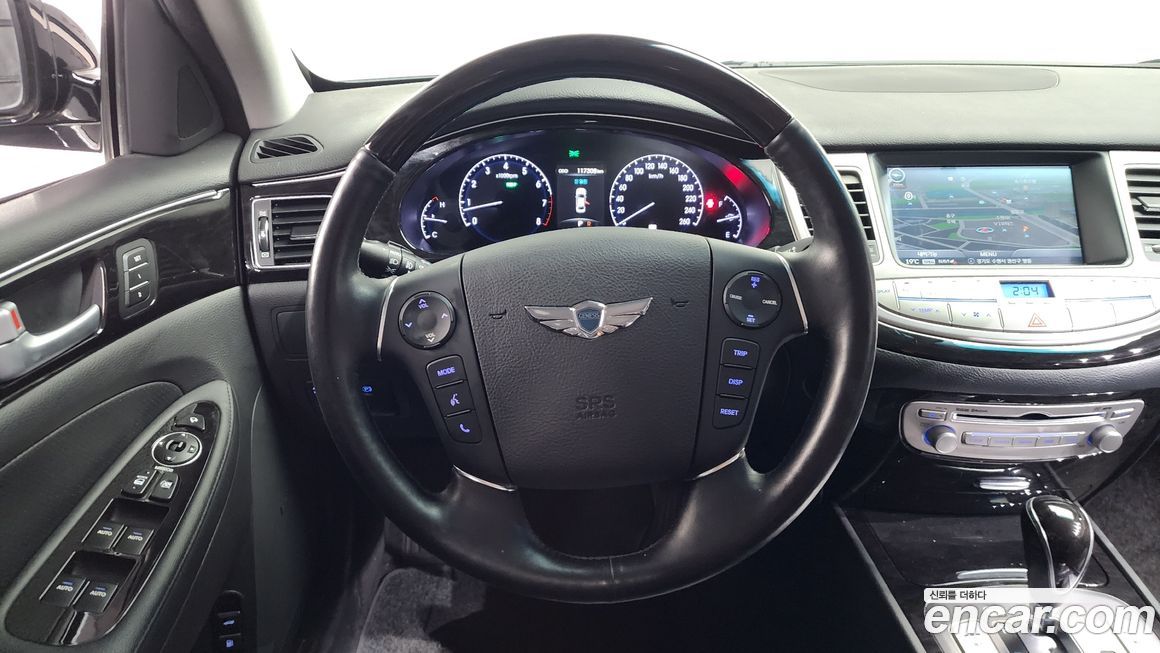 Hyundai Genesis 2013