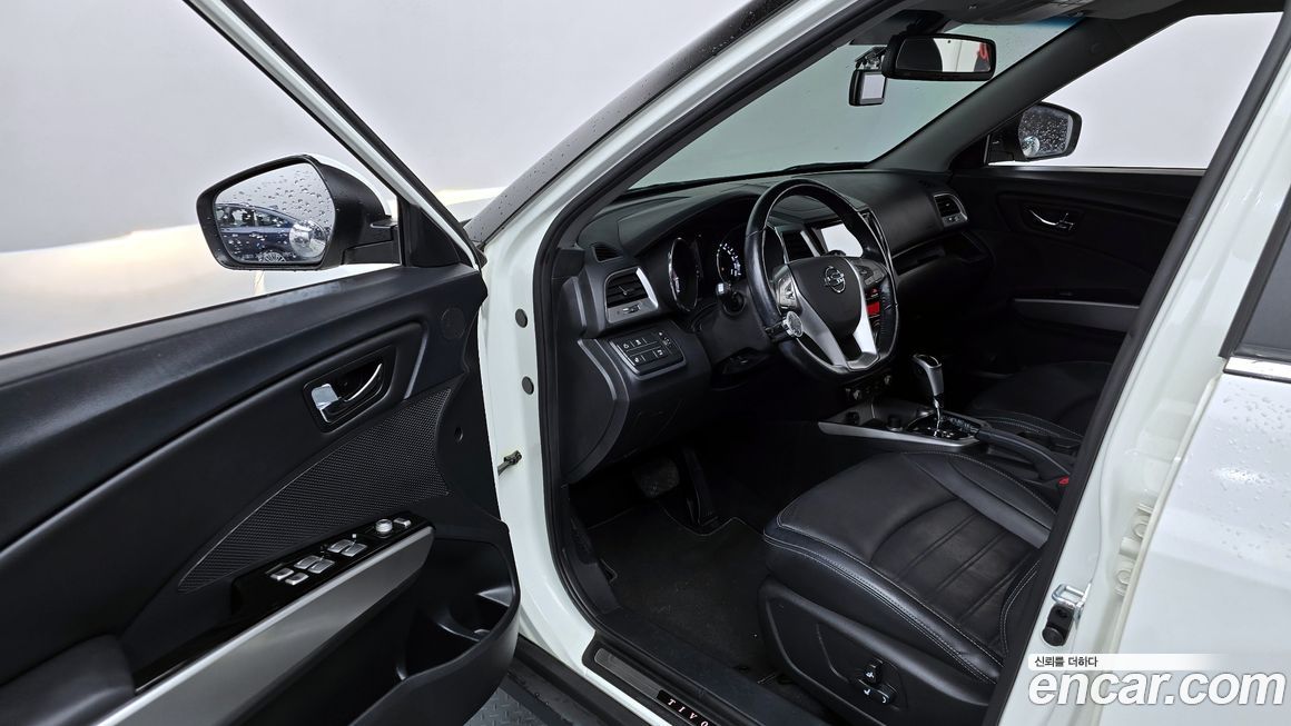 KG_Mobility_Ssangyong TIBOLI 2015