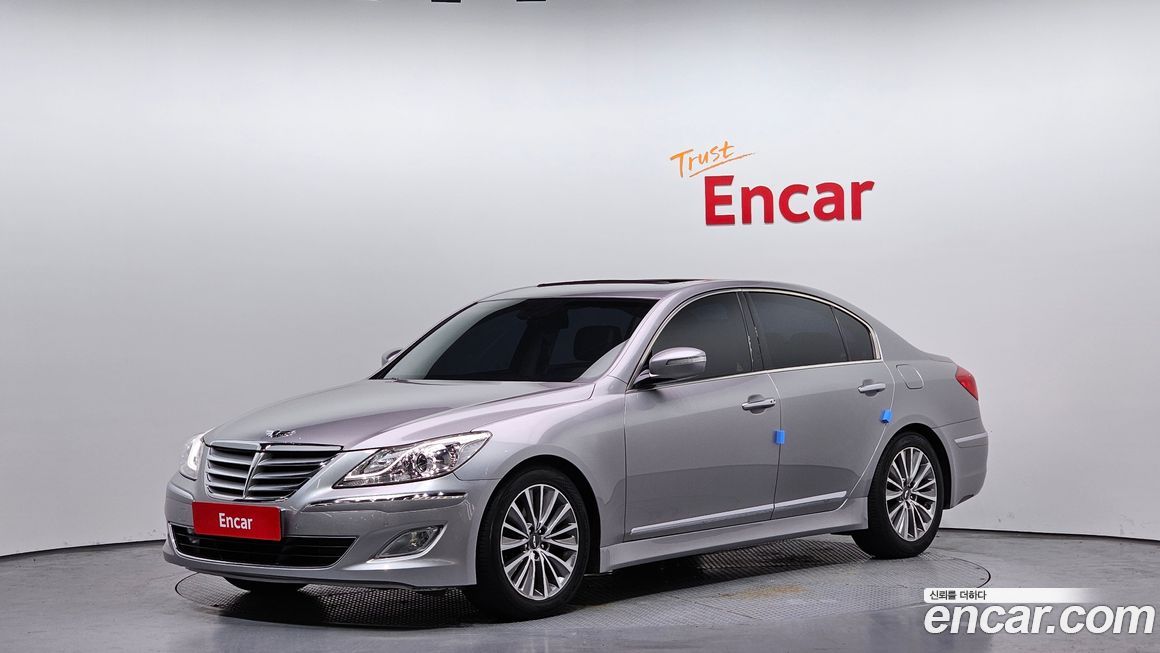 Hyundai Genesis 2013