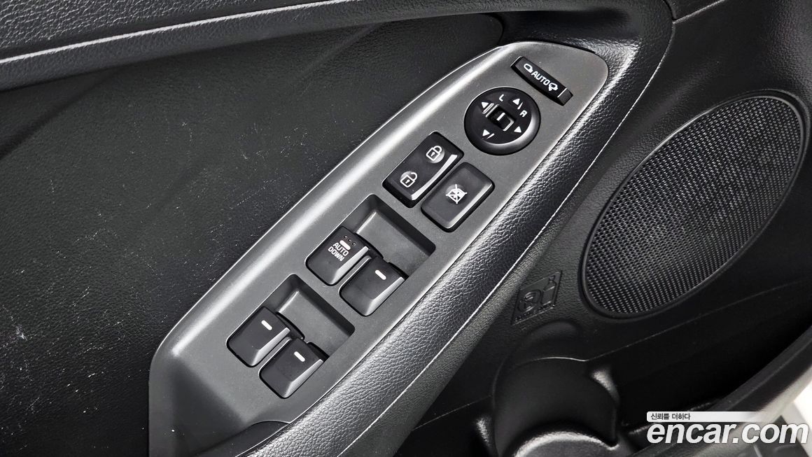 Kia K3 2016