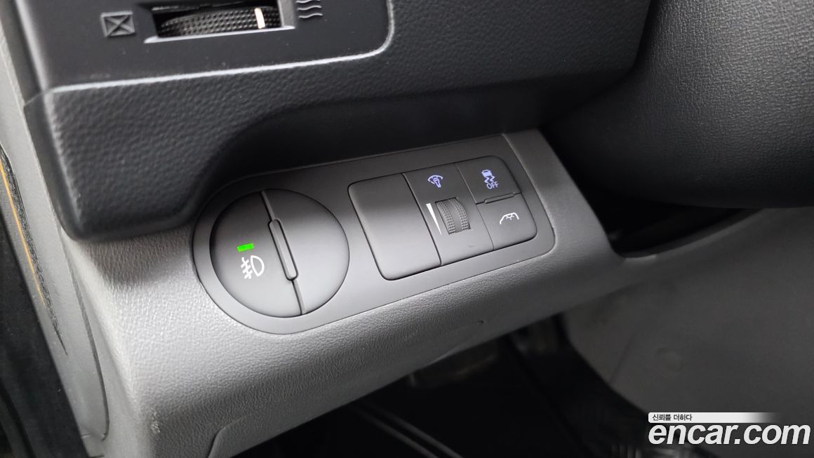 Hyundai Starex 2016