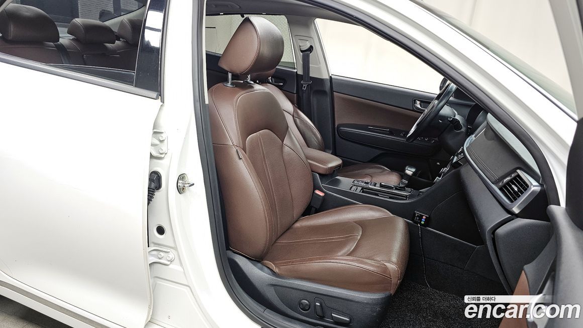 Kia K5 2016