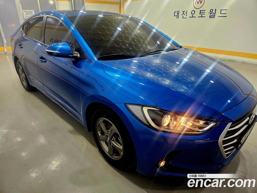 Hyundai AVANTE 2016