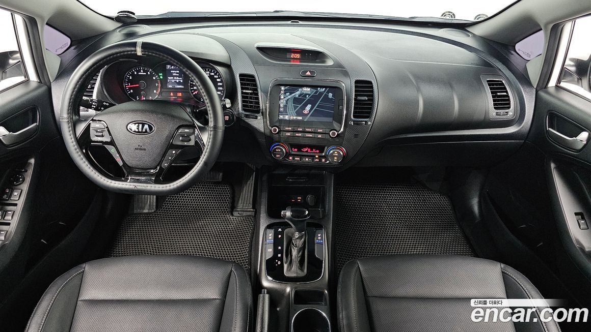 Kia K3 2016