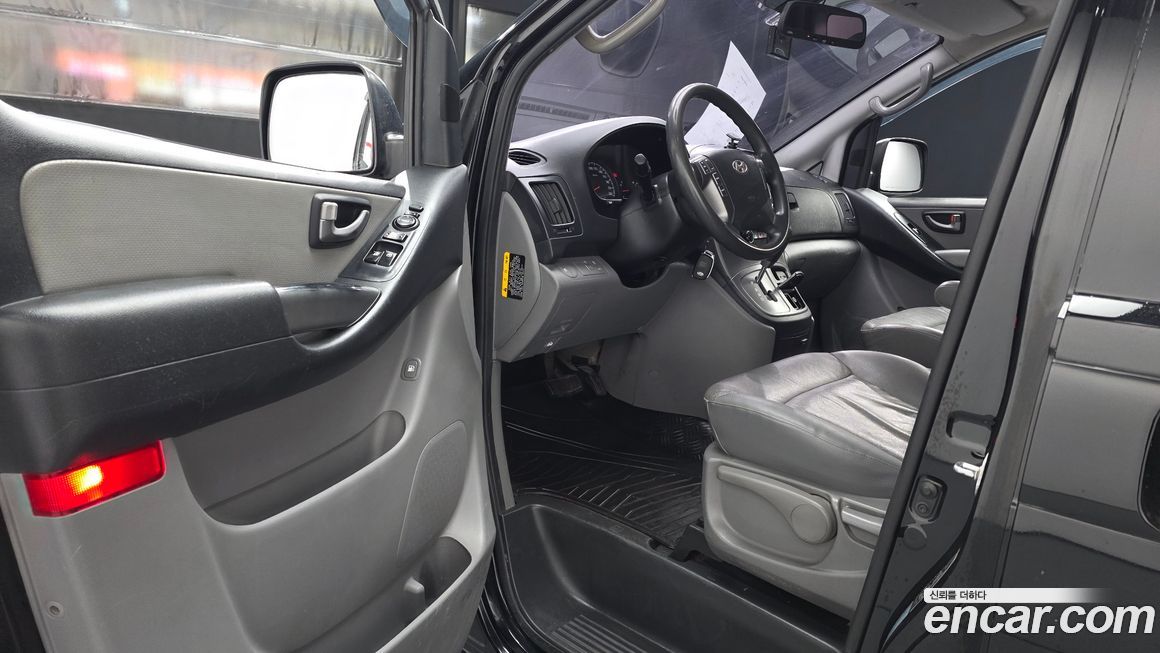 Hyundai Starex 2016