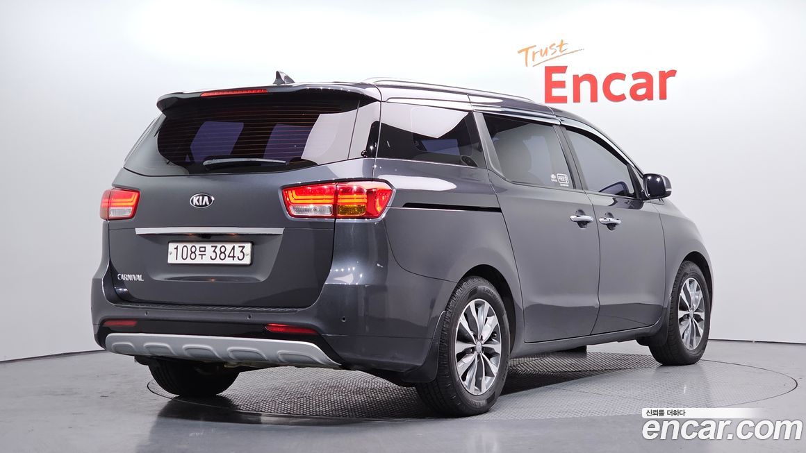 Kia Canival 2016
