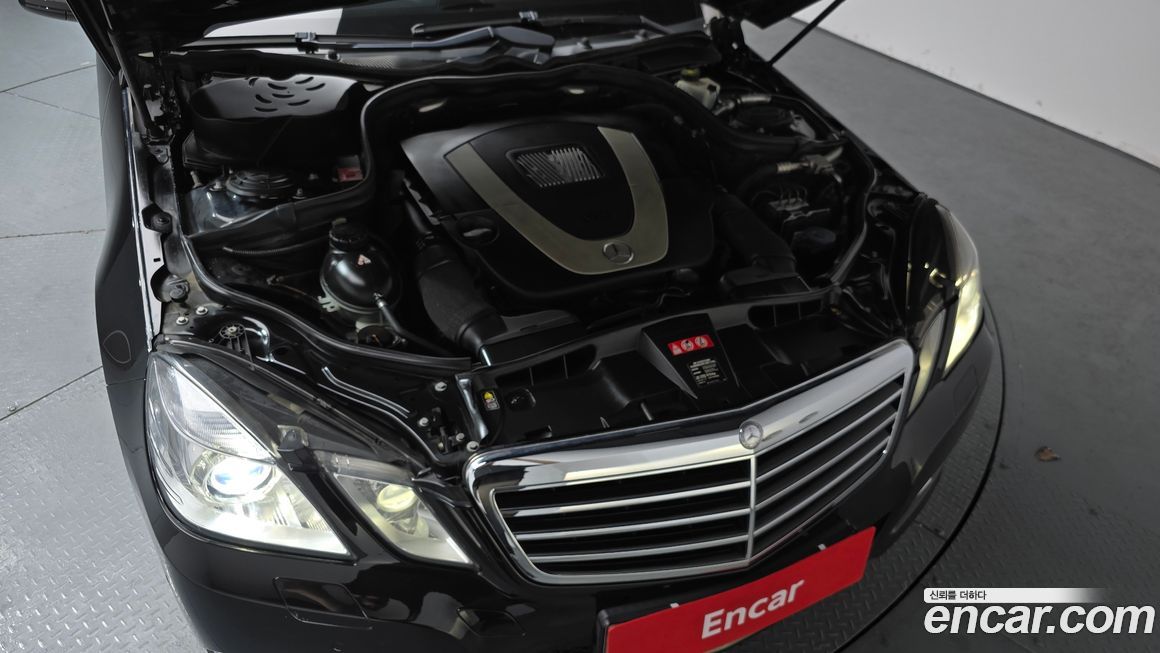 Mercedes-Benz E-Class 2011