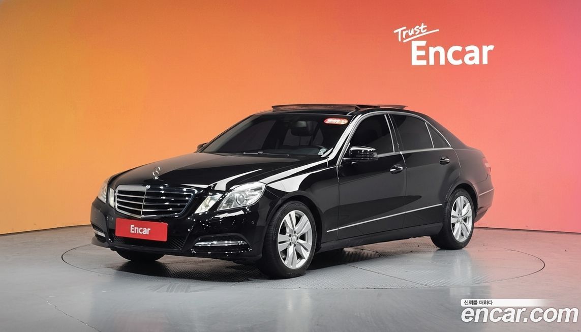 Mercedes-Benz E-Class 2011