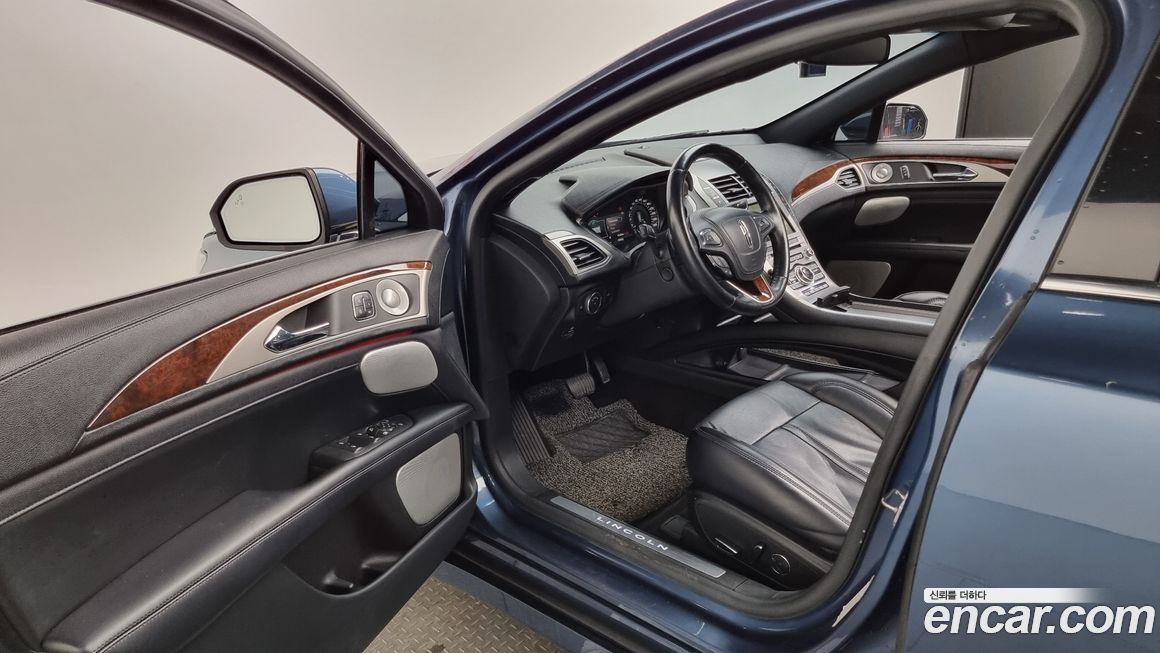 Lincoln MKZ 2019