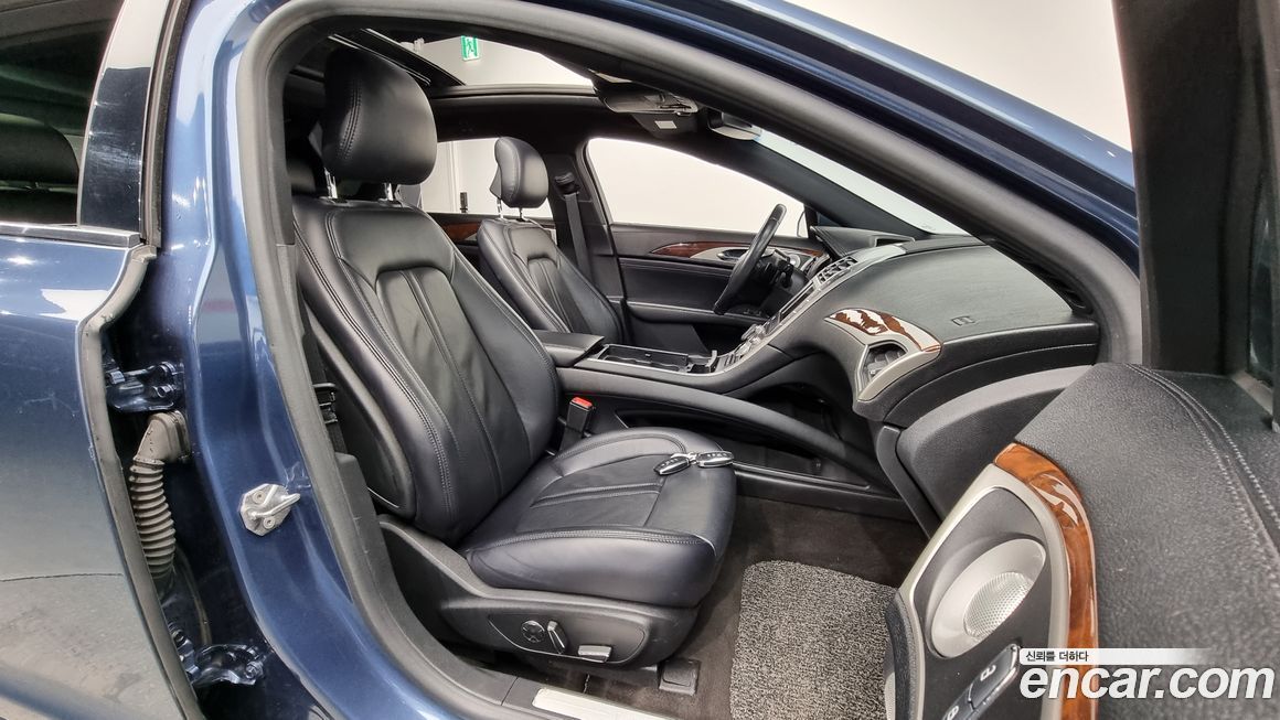 Lincoln MKZ 2019