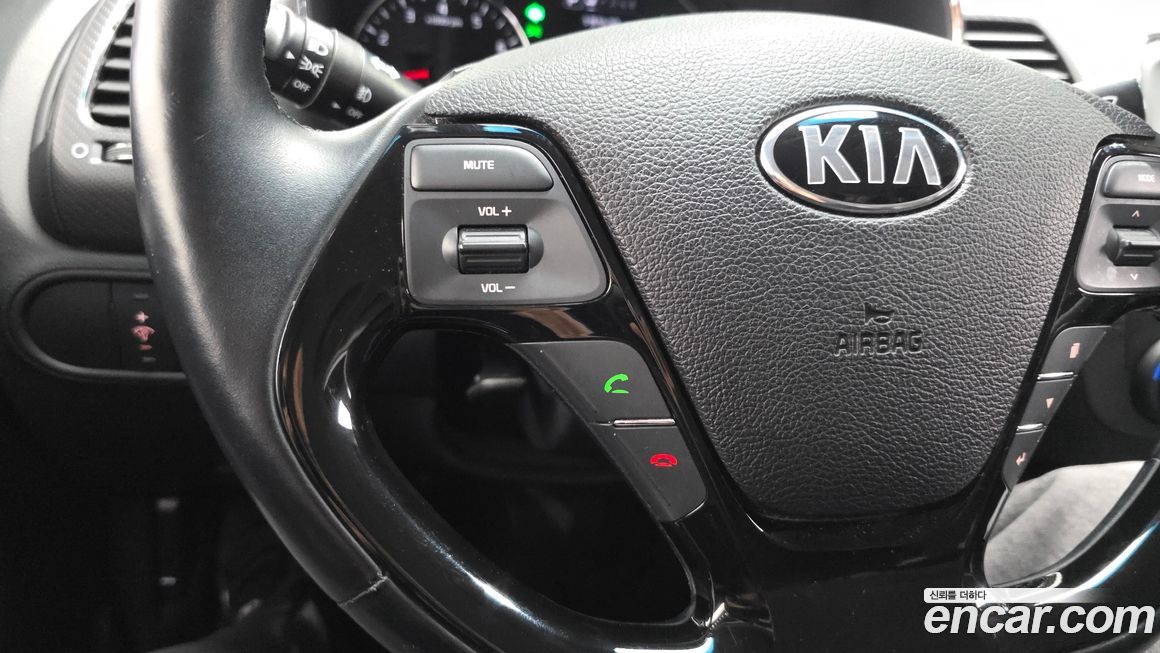 Kia K3 2016