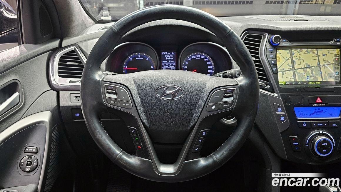 Hyundai Santafe 2014