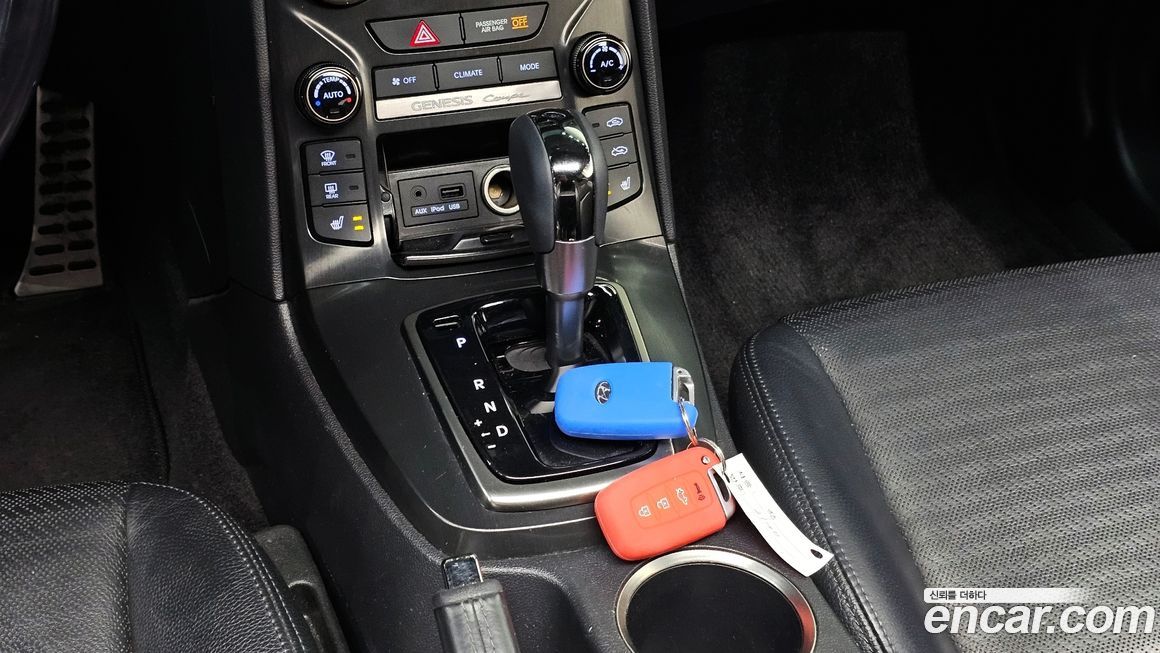 Hyundai Genesis 2013