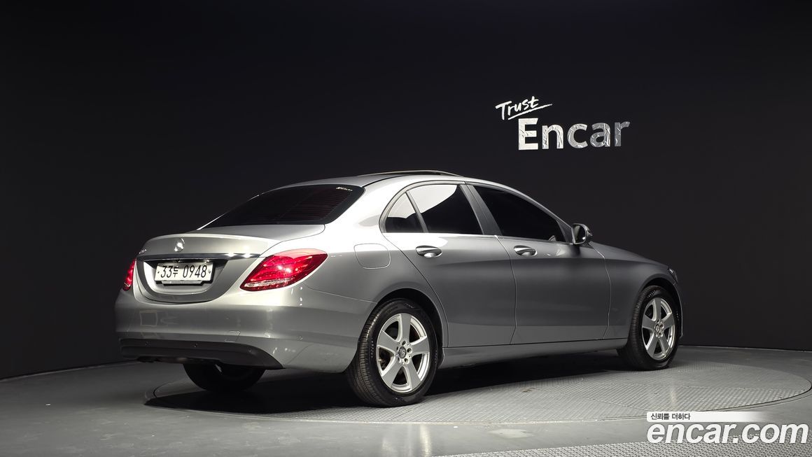 Mercedes-Benz C-Class 2016