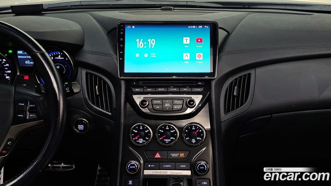 Hyundai Genesis 2013