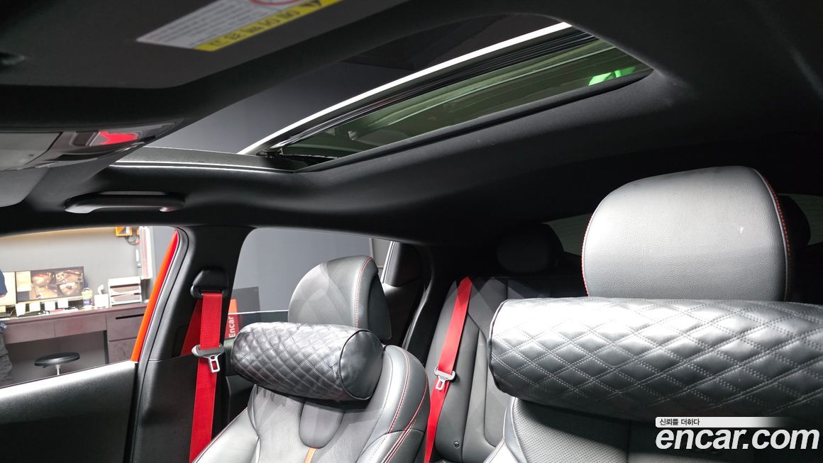 Hyundai Veloster 2019