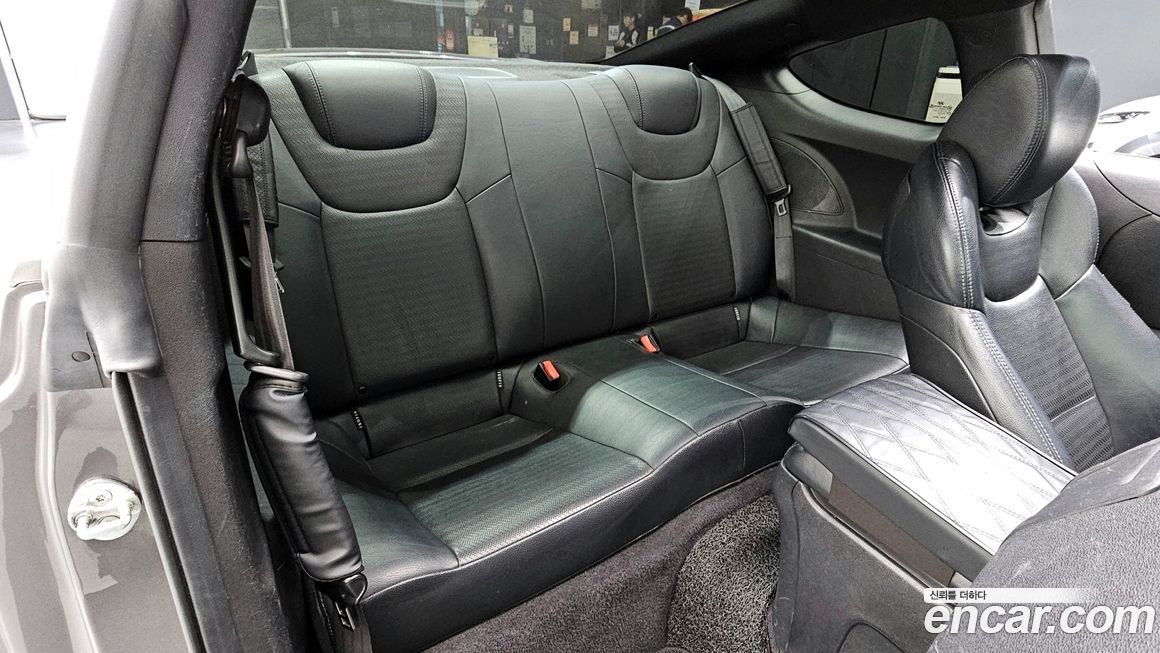 Hyundai Genesis 2013