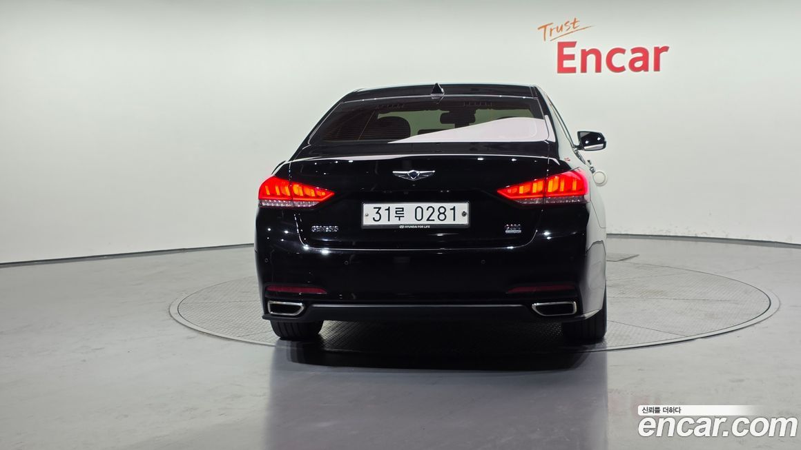 Hyundai Genesis 2016