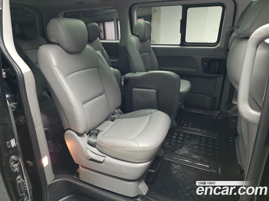 Hyundai Starex 2017
