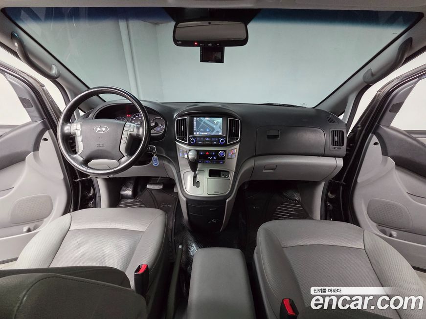 Hyundai Starex 2017
