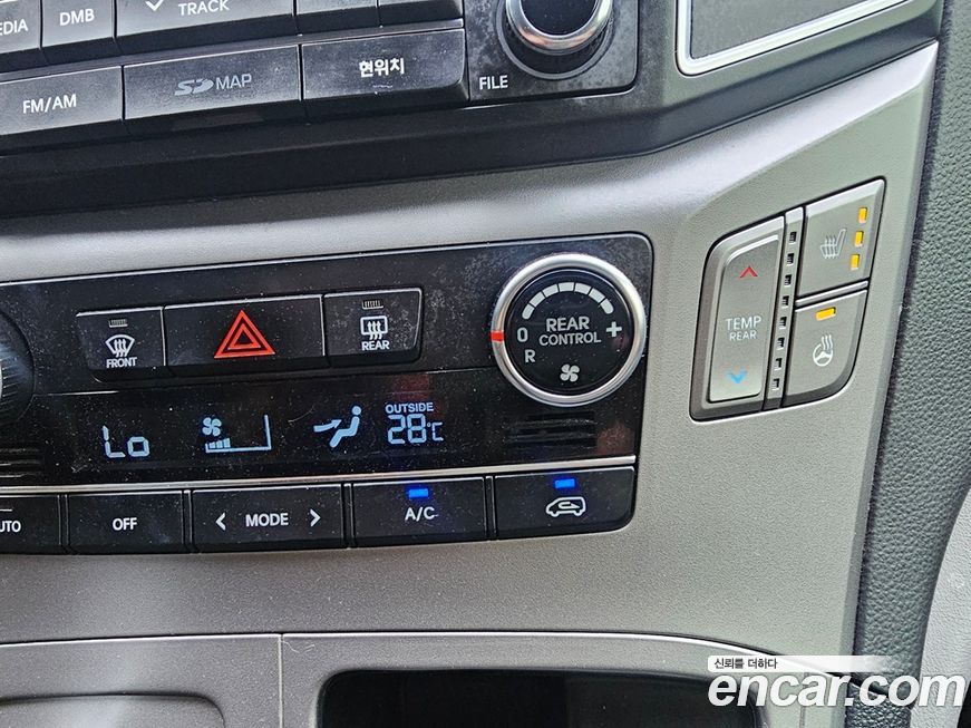 Hyundai Starex 2016