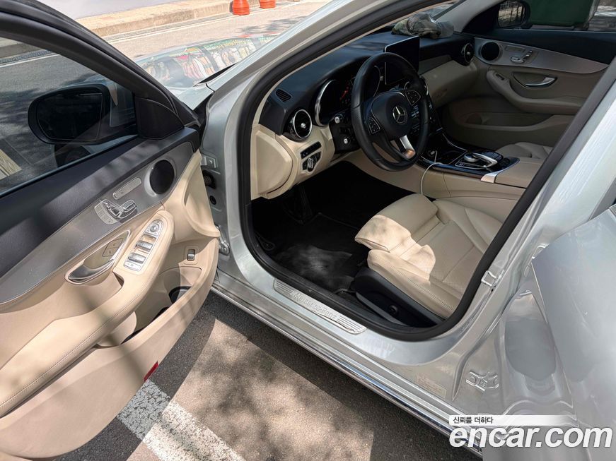 Mercedes-Benz C-Class 2016