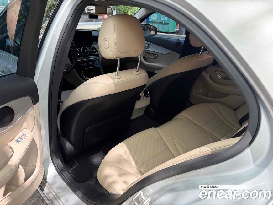 Mercedes-Benz C-Class 2016