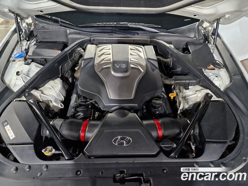 Hyundai Genesis 2015