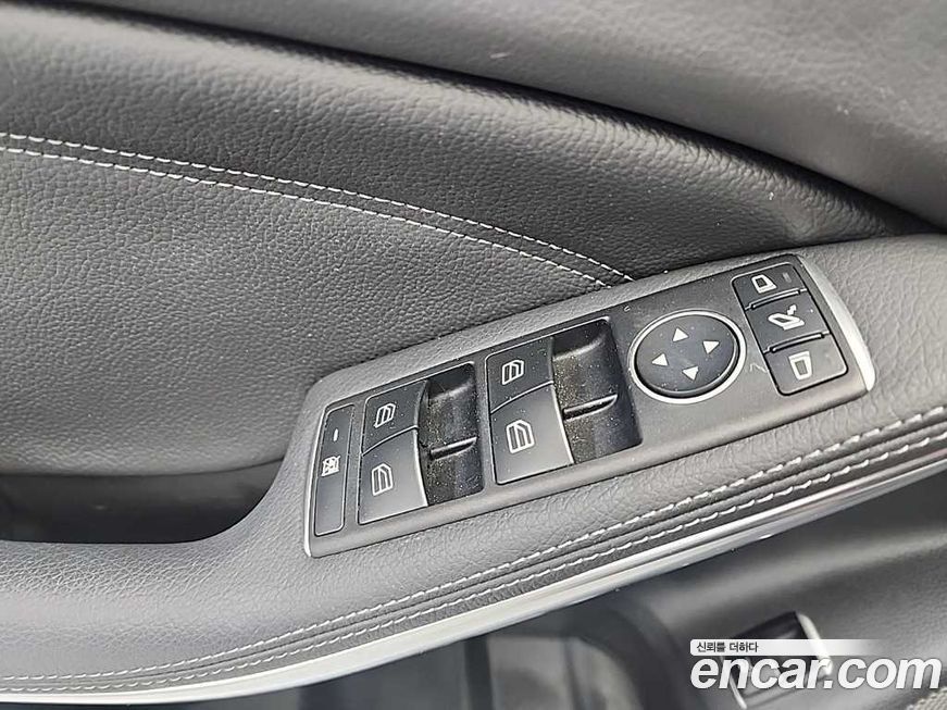 Mercedes-Benz GLA-Class 2019