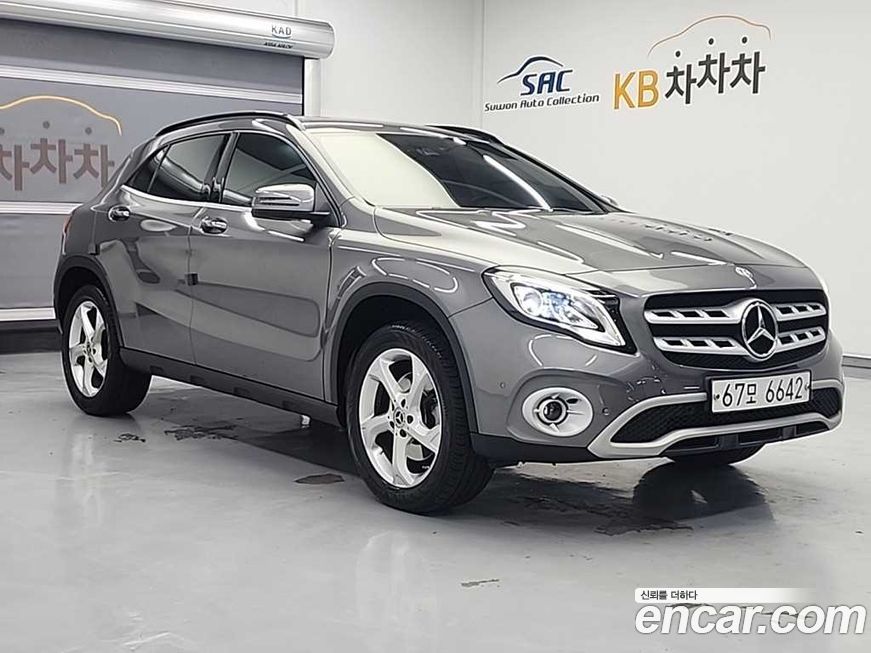 Mercedes-Benz GLA-Class 2019