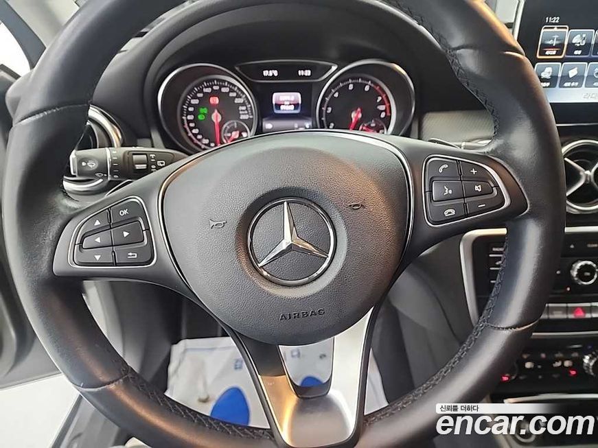 Mercedes-Benz GLA-Class 2019