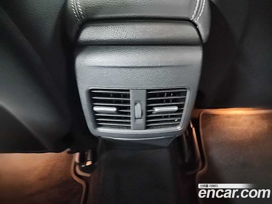 Mercedes-Benz GLA-Class 2019