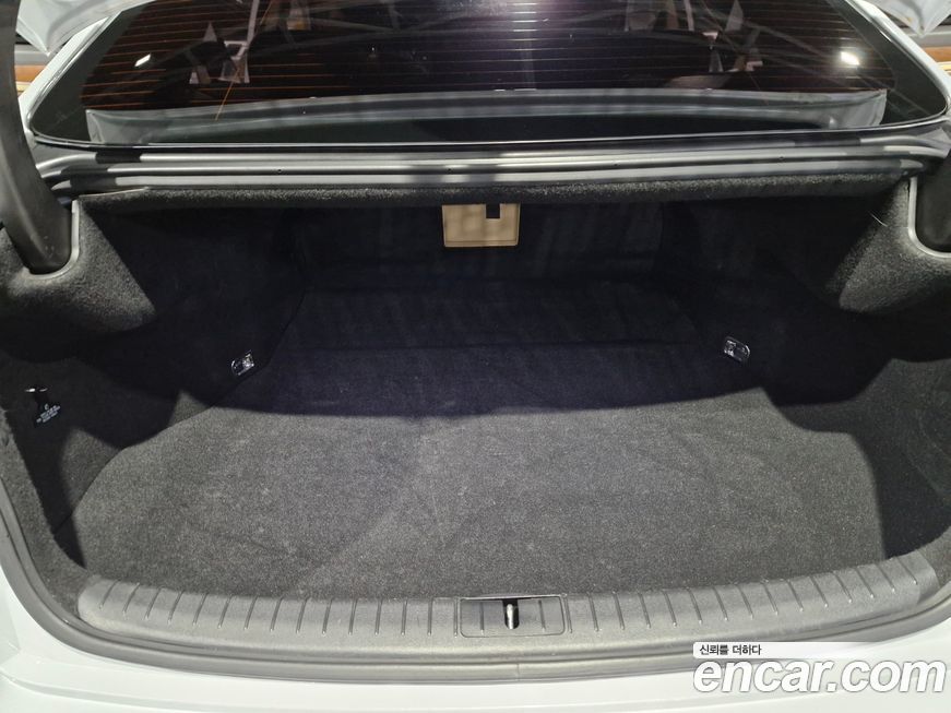 Hyundai Genesis 2015