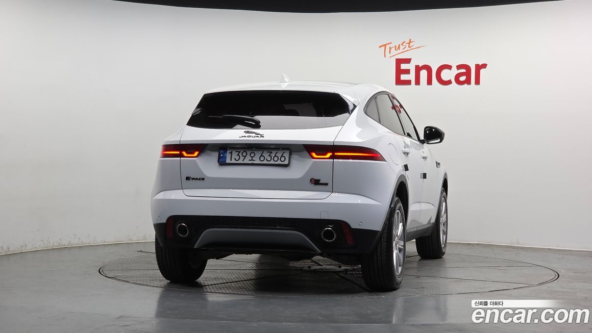 Jaguar E-PACE 2018